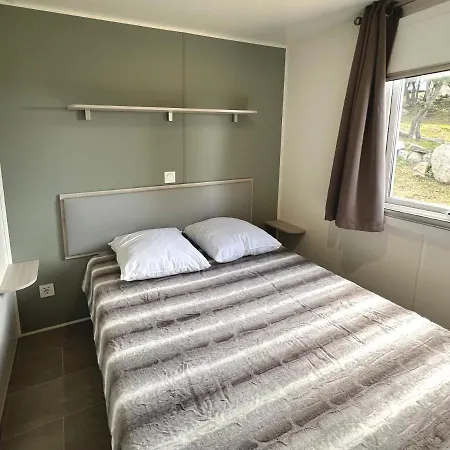 Apartament Chez Mina *