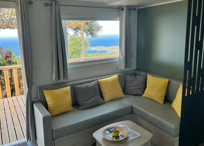 Chez Mina * Lumio (Corsica)